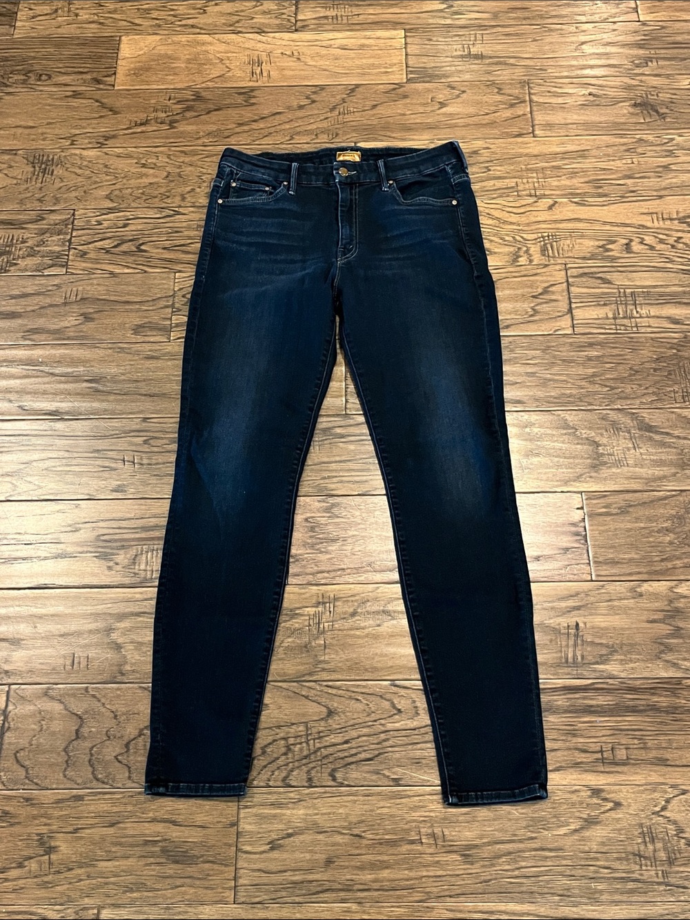 Mother Denim The High Waisted Looker Size 31